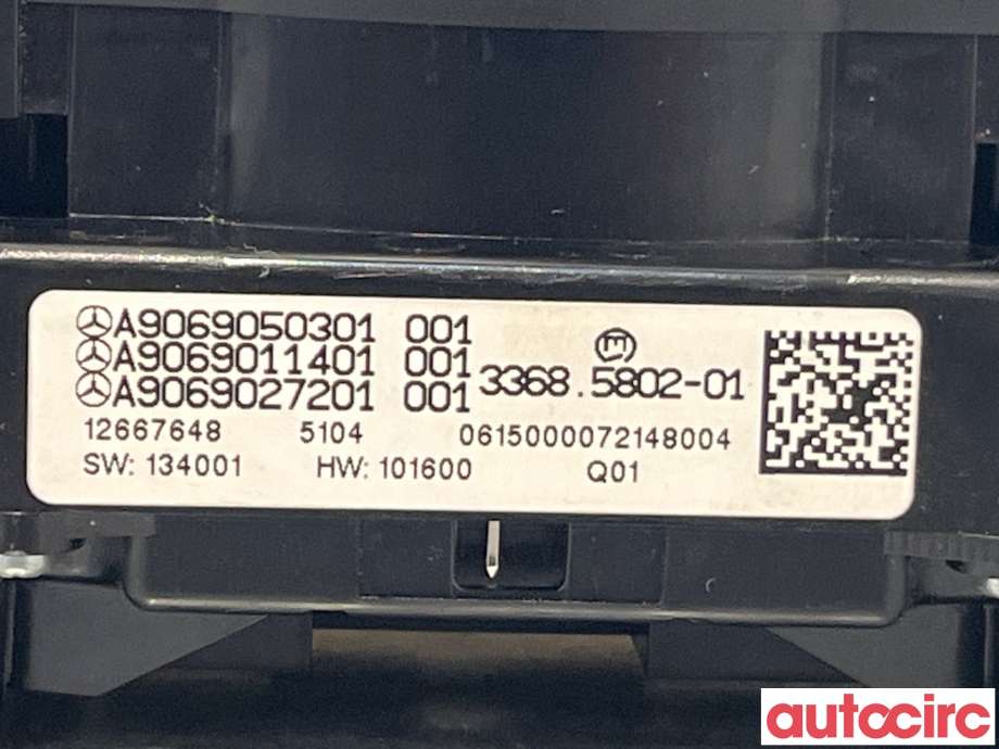 Bryter nødblink til Mercedes Sprinter 2013-2018 (Fase 2) (906) (906) (MERCEDES|A9069051601|A9069050301)