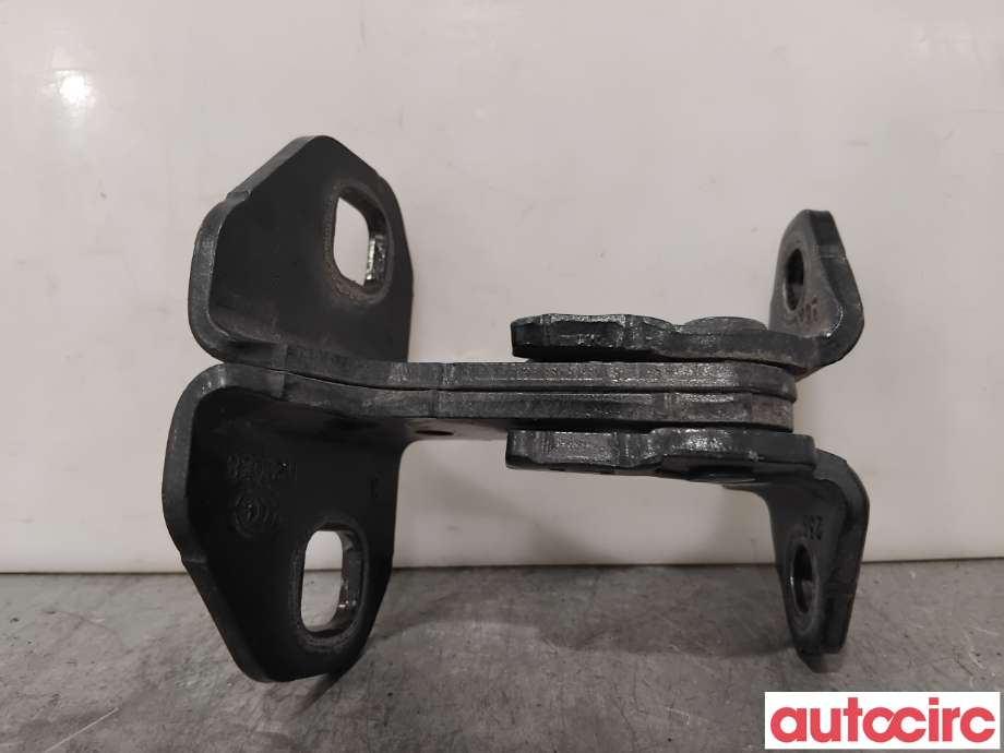 Hengsler til Tesla Model X, 2016-->> (TESLA|1045538-00-H)