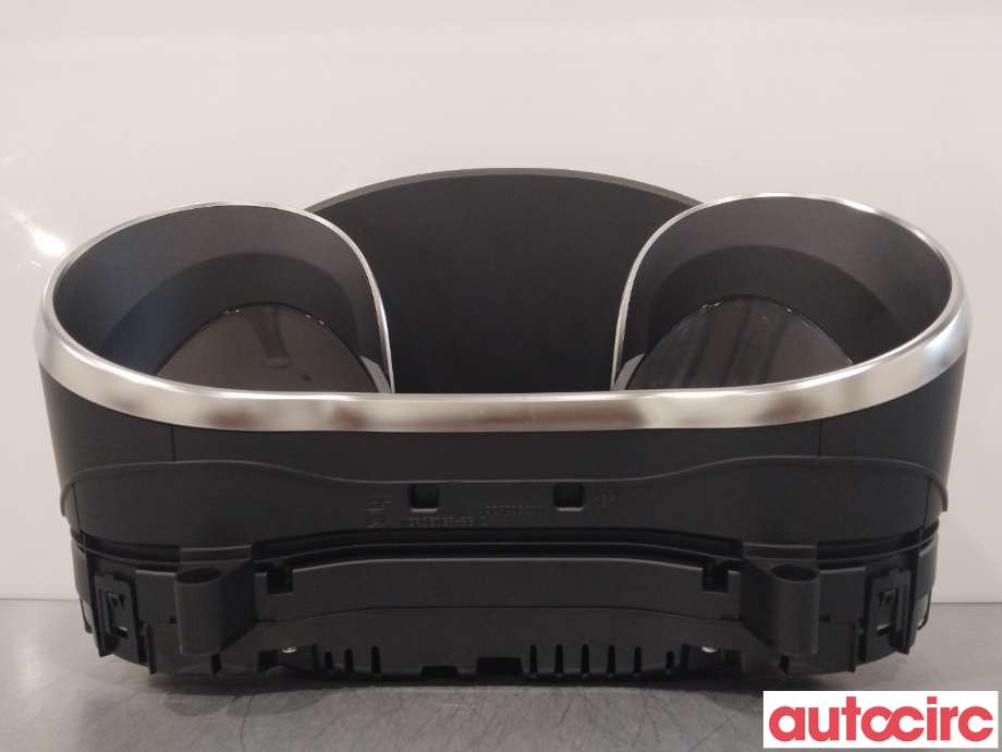 Instrumentpanel til Mercedes C-Klasse 2014-2018 (Fase 1) (W205) (W205) (MERCEDES|A2059009915)