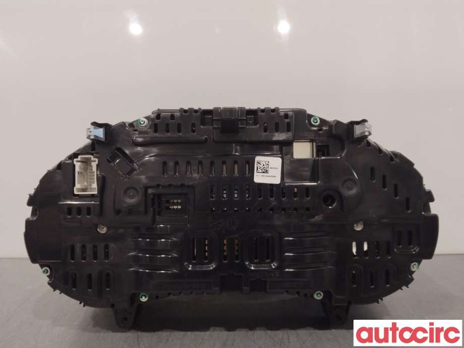 Instrumentpanel til Mercedes C-Klasse 2014-2018 (Fase 1) (W205) (W205) (MERCEDES|A2059009915)