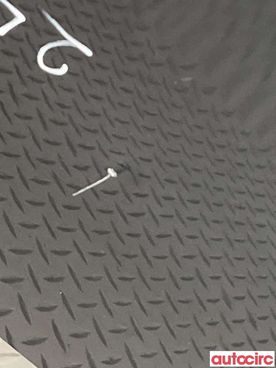 Spoiler bakluke til Volvo XC40 2018-2024 (VOLVO|40009018|)