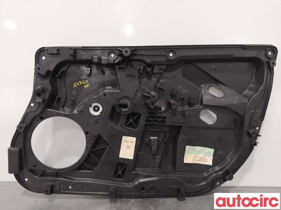Ruteheis til Ford Fiesta, 2013-2017 (Type VI, Fase 2)  (FORD|1837993)