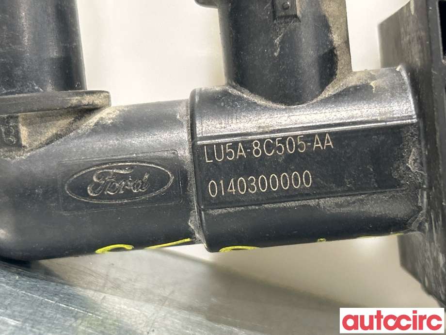 Diverse deler til Ford Kuga 2019-->> (Type III)  (FORD|2602679|LU5A-8C505-AA)
