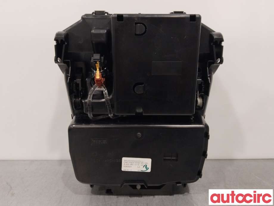 Diverse deler til Mercedes C-Klasse 2014-2018 (Fase 1) (W205) (W205) (MERCEDES|A2056807210|A2056801005)