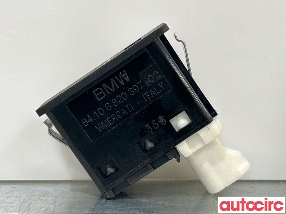 Diverse deler til BMW i3 2013-2022  (BMW|84106820397)