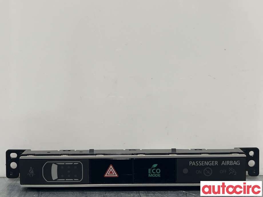 Bryter nødblink til Mitsubishi Outlander 2015-->> (Type III, Fase 2) (MITSUBISHI|8002C642|)