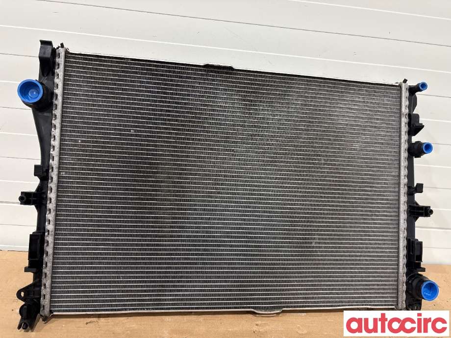 Radiator (automat gir) til Mercedes C-Klasse 2014-2018 (Fase 1) (W205) (W205) (MERCEDES|A0995002203|)