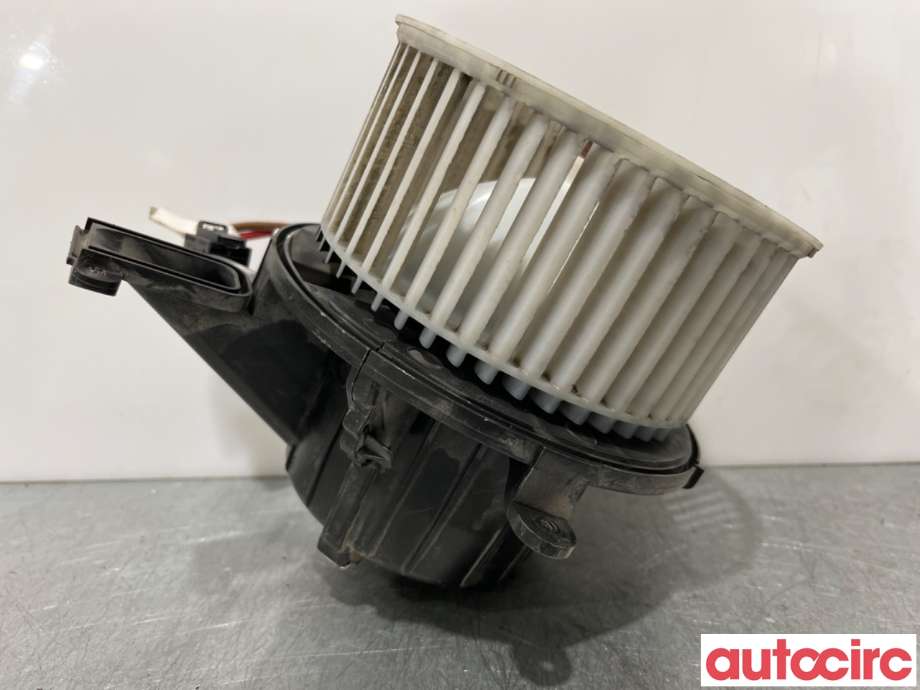 Varmeapparat motor til Mercedes Vito 2014-->> (W447) (W447) (MERCEDES|A0008304701|)