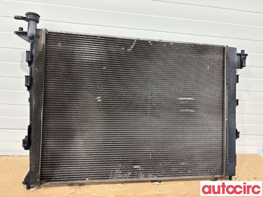 Radiator (manuell gir) til Kia Sportage 2010-2016 (Type III)  (KIA|253102Y500|)