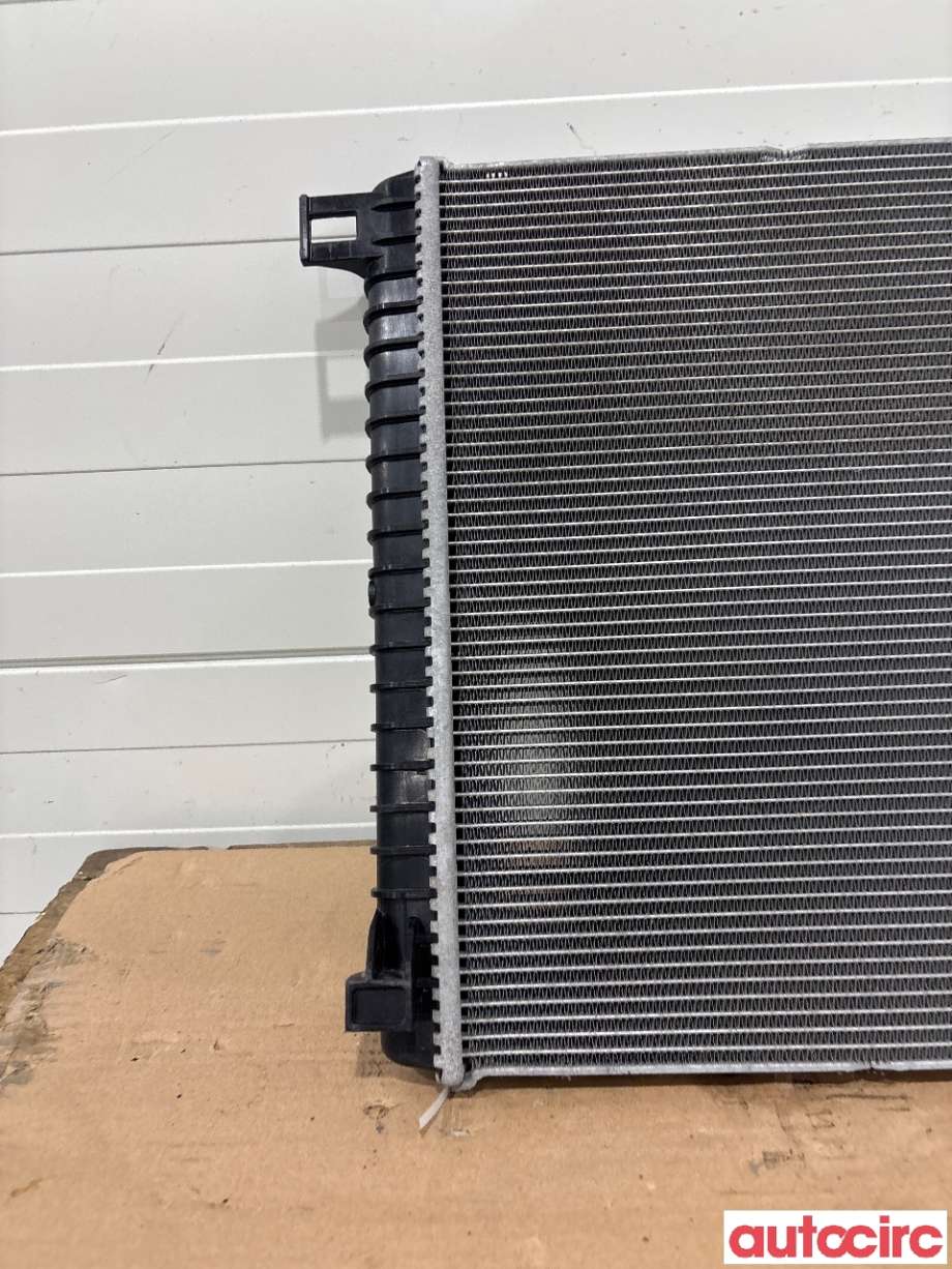 Radiator (automat gir) til Audi e-tron 2018-->>  (AUDI|4KE121251B|)