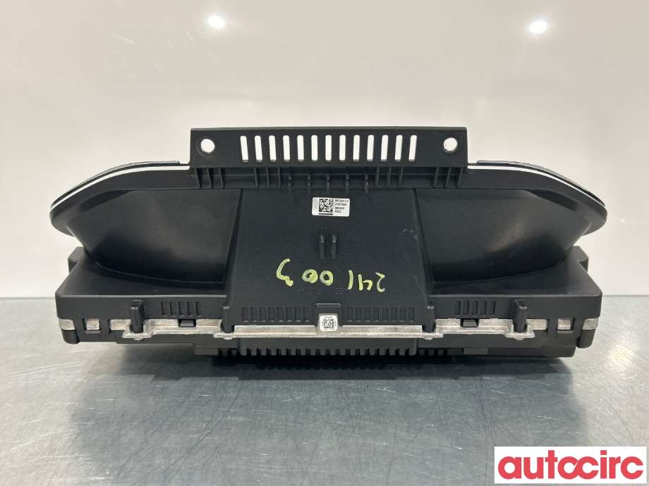 Instrumentpanel til Volvo V60 / V60 CC 2018-->> (Type II)  (VOLVO|31687669|32311443)