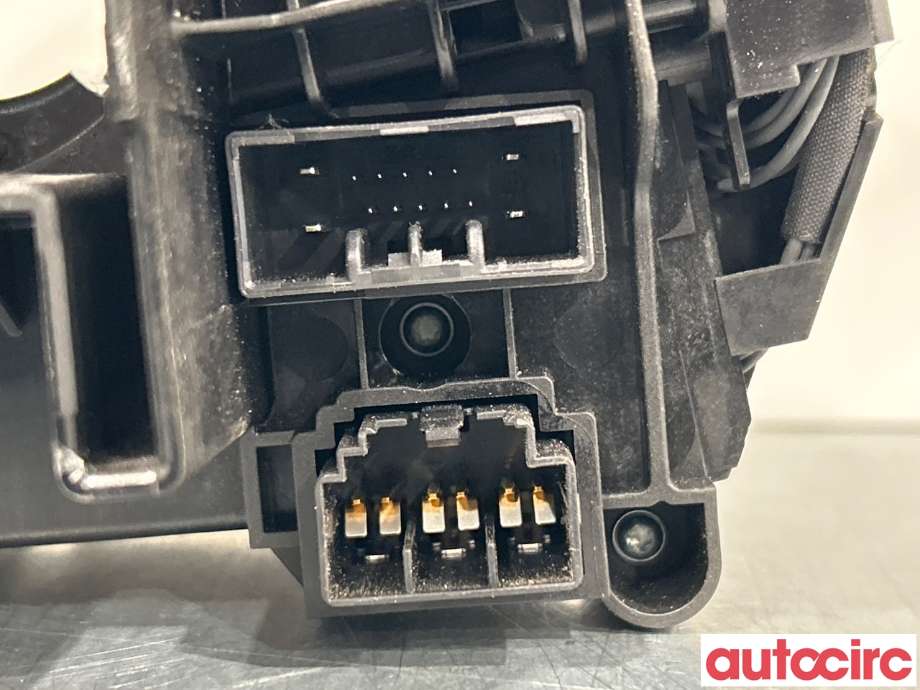 Bryter combi til Volvo V60 / V60 CC 2018-->> (Type II)  (VOLVO|32266889|32266030)