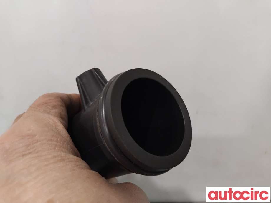 Turbo rør til Mercedes C-Klasse 2014-2018 (Fase 1) (W205) (W205) (MERCEDES|A2740980207|)