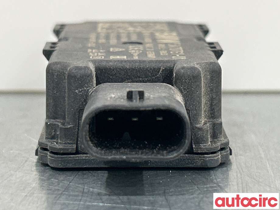 Antenne forsterker til BMW X1 2022-->> (U11) (U11) (BMW|61355B4E029|5A707E1)
