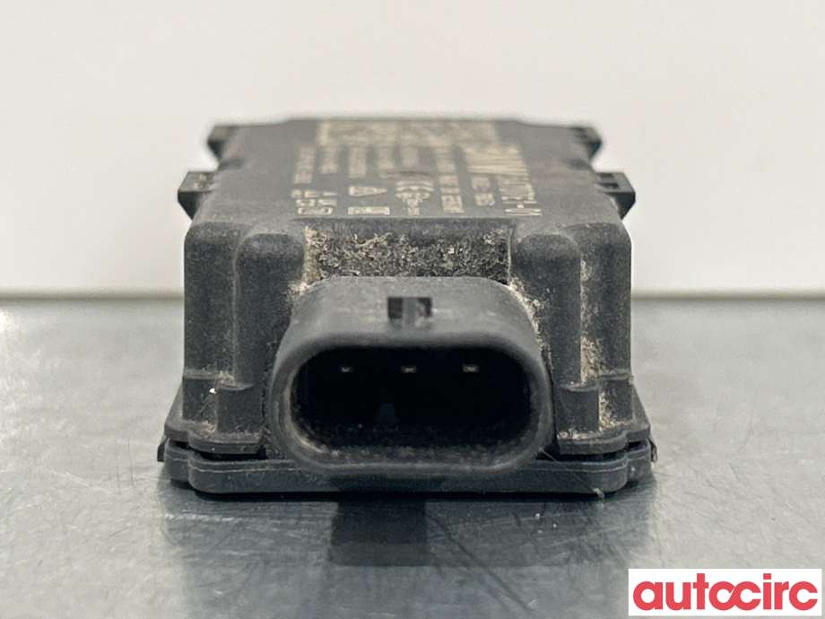 Antenne forsterker til BMW X1 2022-->> (U11) (U11) (BMW|61355B4E029|5A707E1)