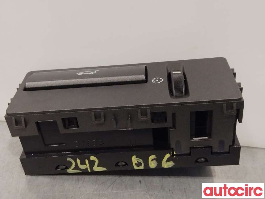 Bryter baklukeåpner til Land Rover Range Rover, Evoque 2011-2019 (Type I)  (LAND-ROVER|LR025942|BJ3211654BB)