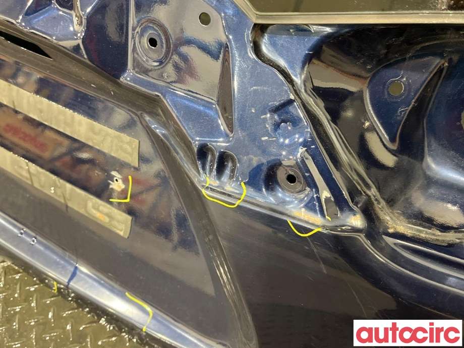 Bakluke combi til Mitsubishi Outlander 2010-2012 (Type II, Fase 2)  (MITSUBISHI|5801A536)