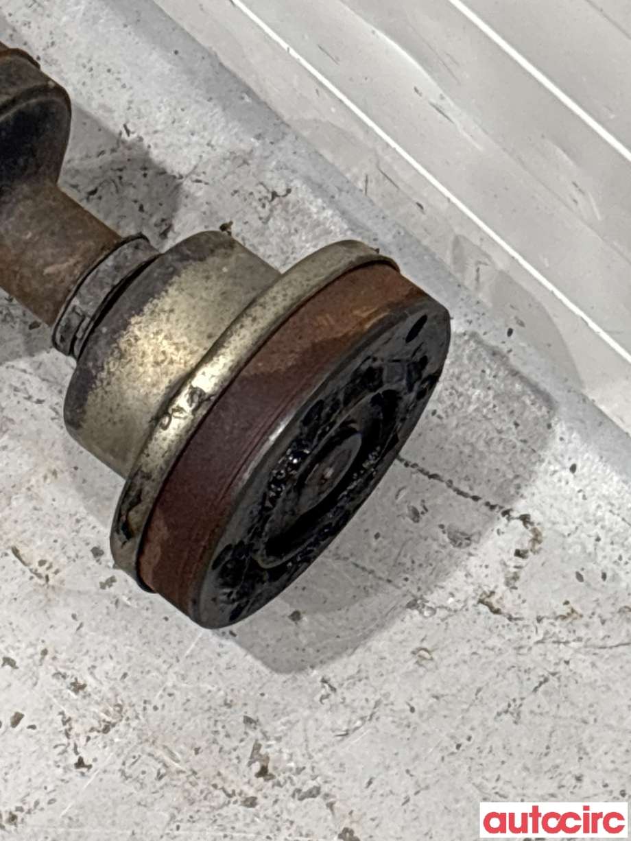Mellomaksel til Audi Q5 2012-2017 (Type I, Fase 2)  (AUDI|8R0521101K|)