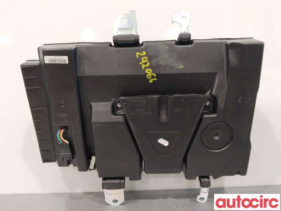 Bilstereo diverse til Land Rover Range Rover, Evoque 2011-2019 (Type I)  (LAND-ROVER|LR025879||BJ32-113B12-BB)