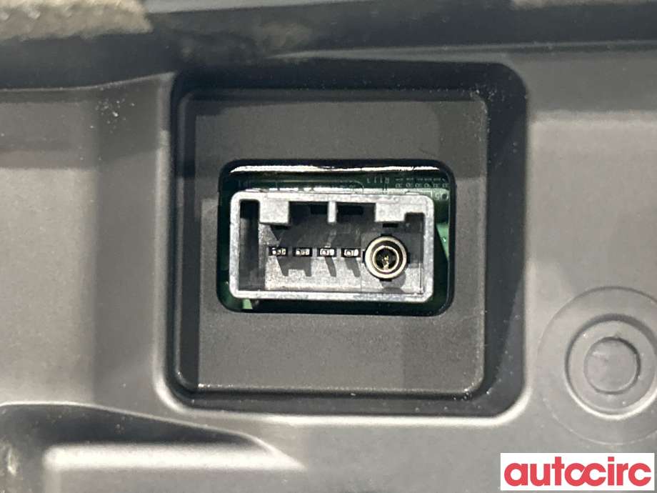 Multimedia display (MCU - Media Controller Unit) til Kia EV6 2021-->>  (KIA|94003-CV290)