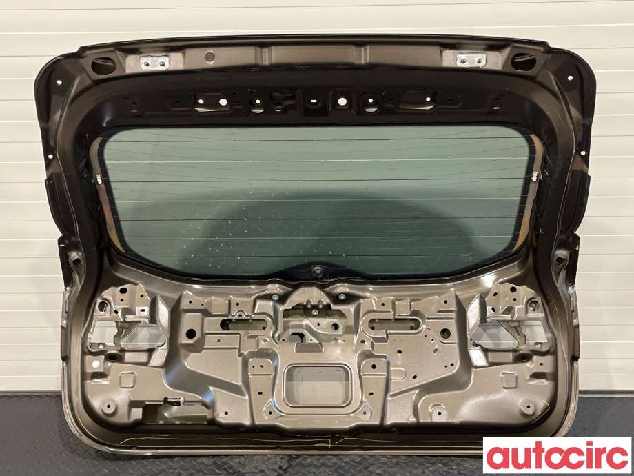 Bakluke combi til Nissan Qashqai 2014-2021 (Type II)  (NISSAN|K01004EAAA)