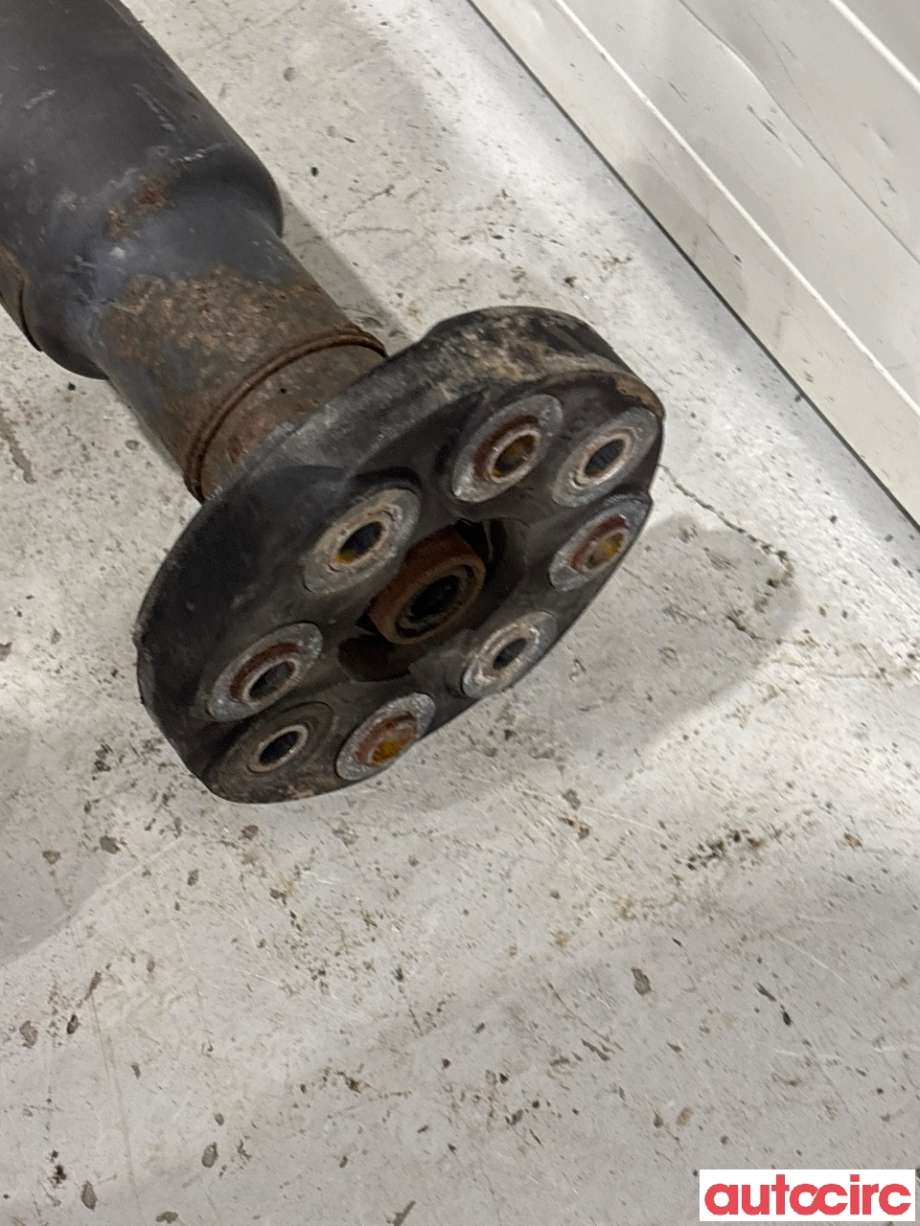 Mellomaksel bakre til Mercedes CL 2000-2006 (C215) (C215) (MERCEDES|A2154100102|)