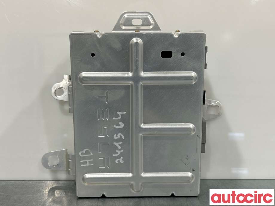 Bilstereo forsterker til Tesla Model Y 2021-2024 (Type I) (TESLA|1507152-01-B)
