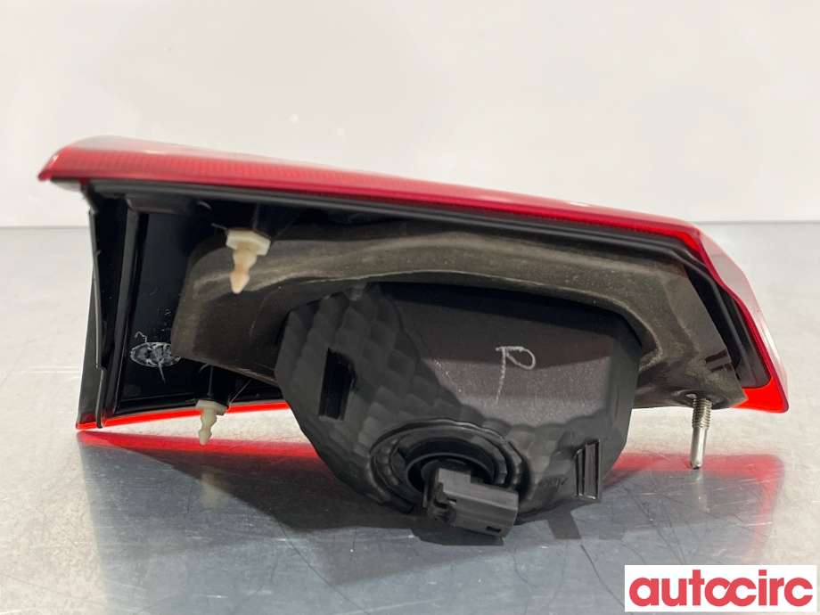 Baklykt høyre indre til Suzuki Vitara 2015-->> (Type IV)  (SUZUKI|36254-54P00|)
