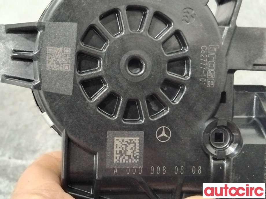 Ruteheis venstre bak til Mercedes EQA 2021-->>  (MERCEDES|A0009060808|C82777-101)