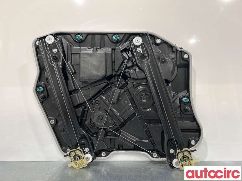 Ruteheis høyre foran til BMW X1 2022-->> (U11) (U11) (BMW|51335A620E8|5A1D876)