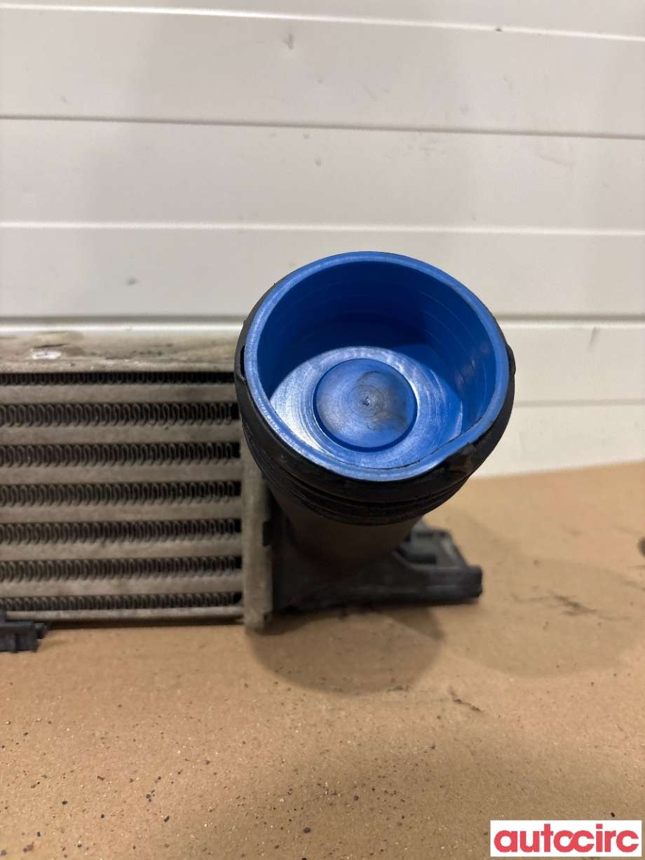 Intercooler til BMW X1 2009-2015 (E84) (E84) (BMW|17517524916|)