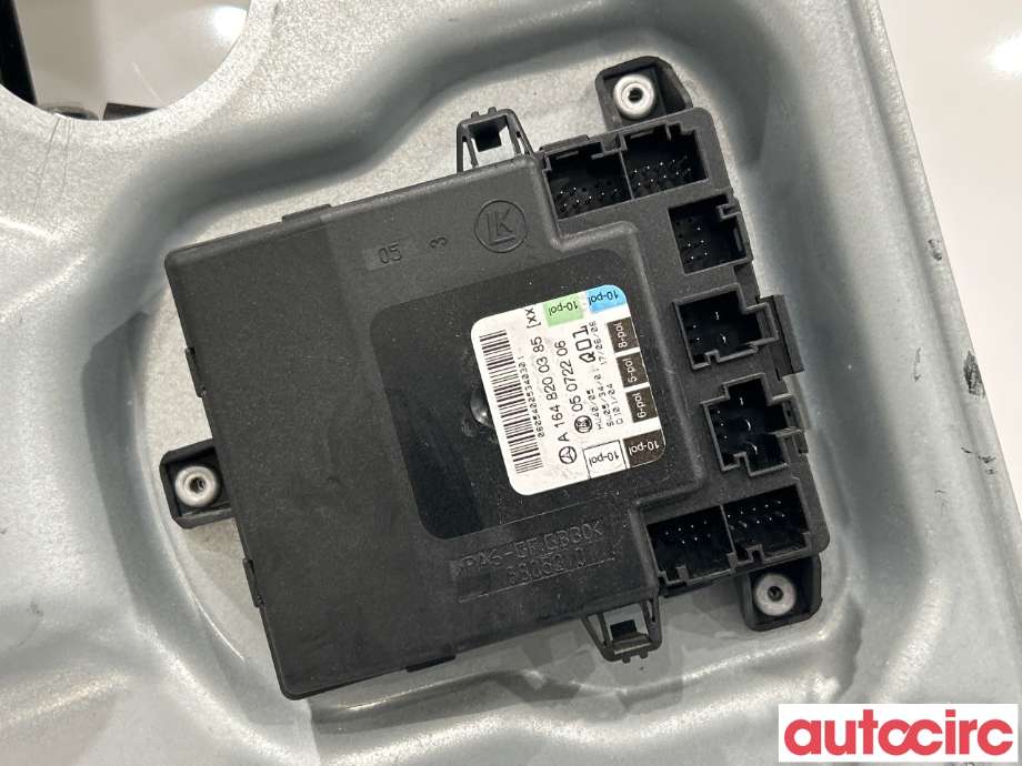Ruteheis venstre foran til Mercedes GL 2006-2012 (X164) (X164) (MERCEDES|A1647201579|A1648202502)