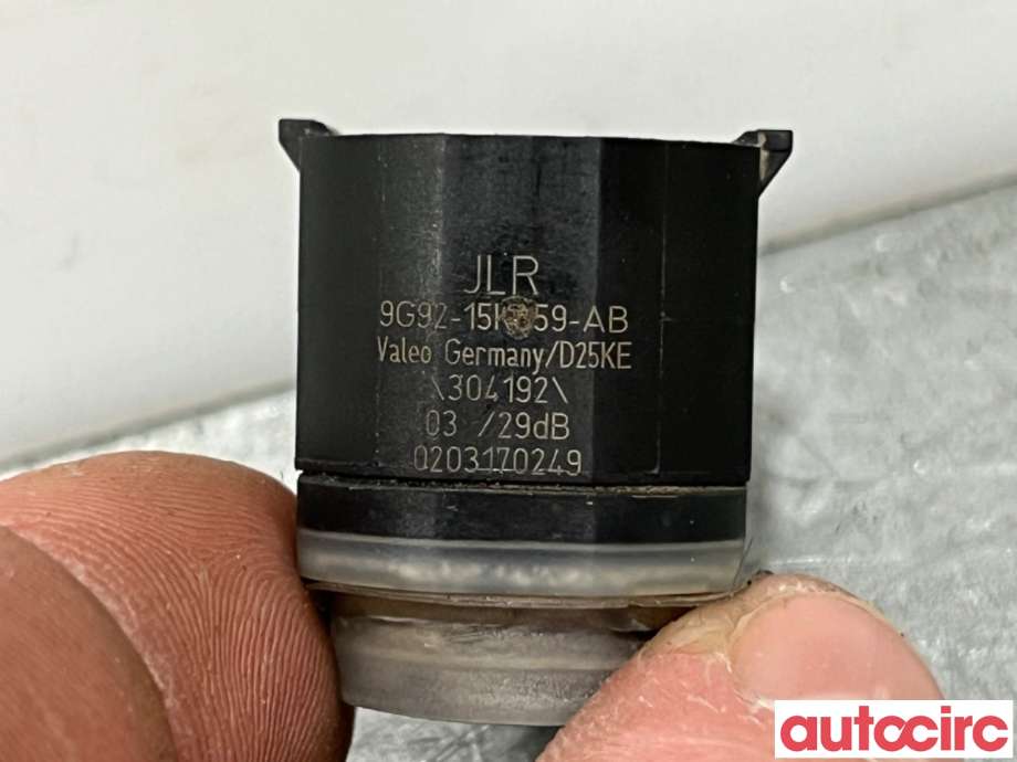 Parkeringssensor foran til Land Rover Discovery 2009-2017 (Type IV)  (LAND-ROVER|LR010927|8A6T-15K859-AA|LR038084)