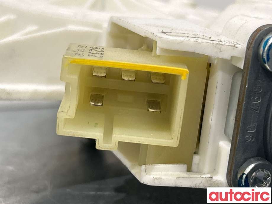 Ruteheis høyre bak til Mercedes GL 2006-2012 (X164) (X164) (MERCEDES|A2518200208|)