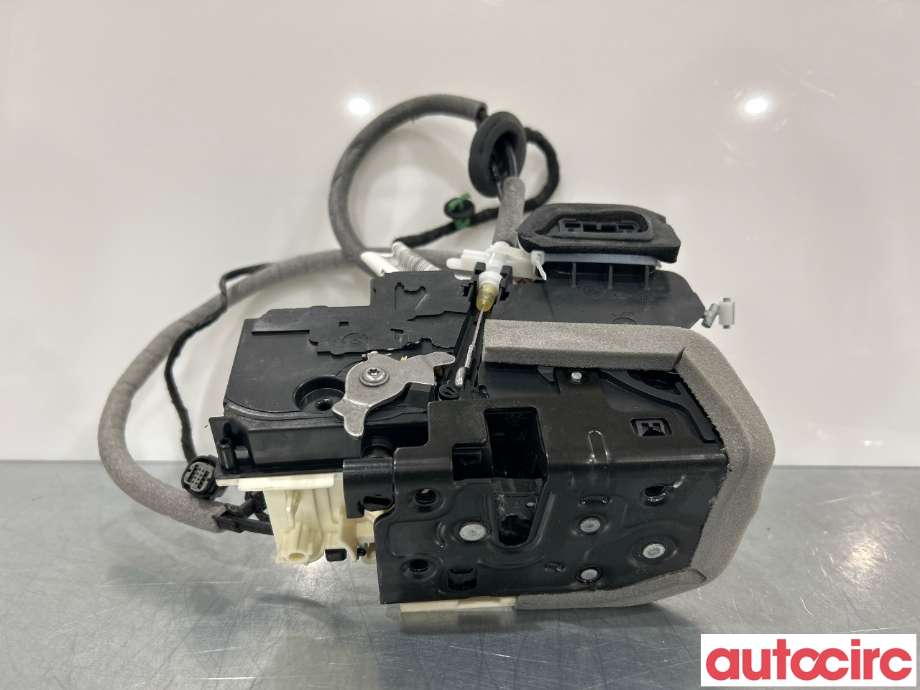 Låsekasse høyre bak til VW ID.4 2020-->>  (VOLKSWAGEN|4K0839016T|)