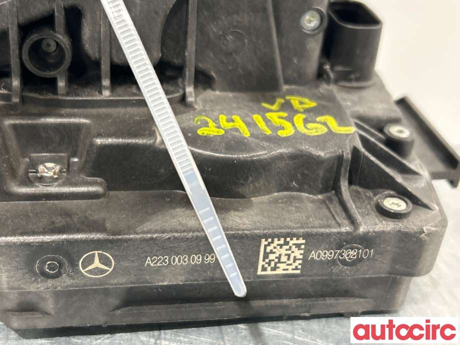 Låsekasse venstre bak til Mercedes EQE 2022-->>  (MERCEDES|A0997302101)