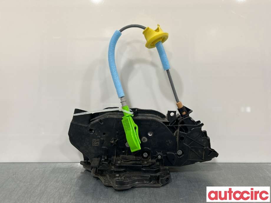 Låsekasse høyre bak til BMW X1 2022-->> (U11) (U11) (BMW|51227445054|7445054)