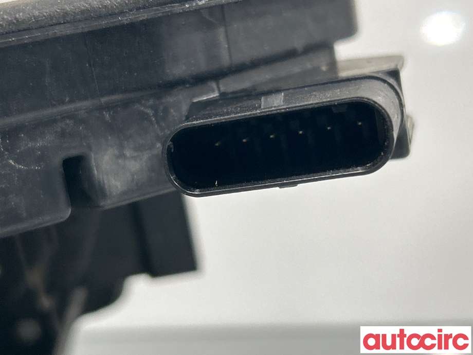 Låsekasse venstre bak til BMW X1 2022-->> (U11) (U11) (BMW|51227445053|7445053)