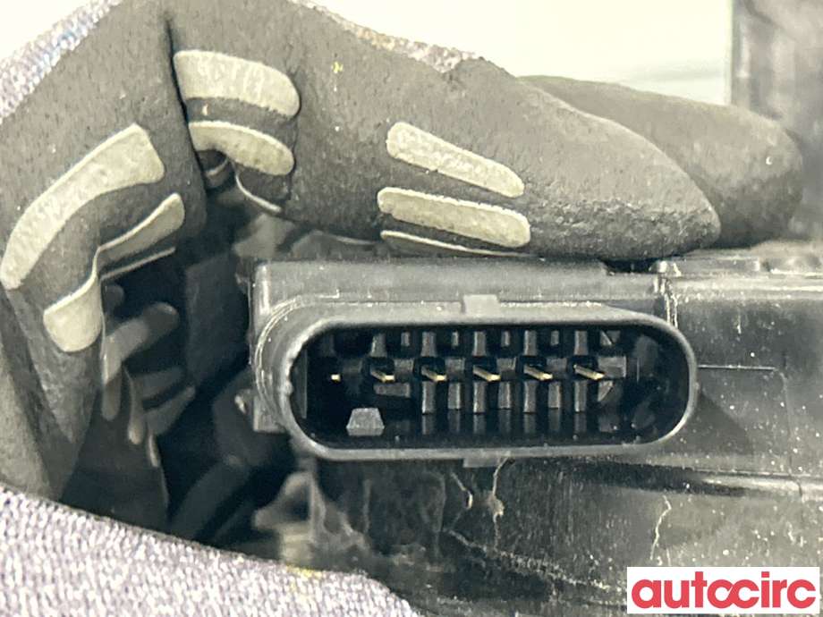 Låsekasse venstre foran til BMW X1 2022-->> (U11) (U11) (BMW|51217445049|7445049)