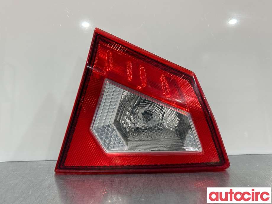 Baklykt venstre indre til Suzuki Vitara, 2015-->> (Type IV)  (SUZUKI|36274-54P00)
