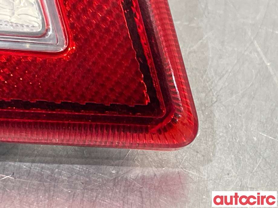 Baklykt venstre indre til Suzuki Vitara 2015-->> (Type IV)  (SUZUKI|36274-54P00|)