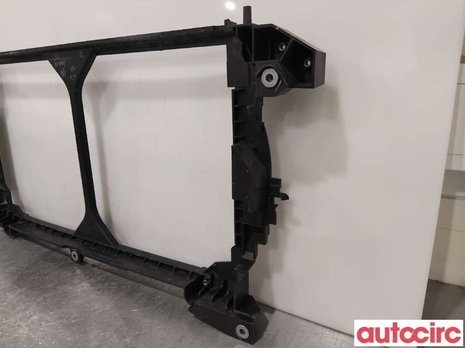 Diverse deler til Nissan NV200 2010-2019  (NISSAN|214963NL1A||214963NL3A)