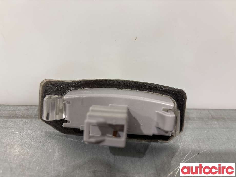 Skiltlys til Mitsubishi Outlander 2015-->> (Type III, Fase 2)  (MITSUBISHI|8341A009|)