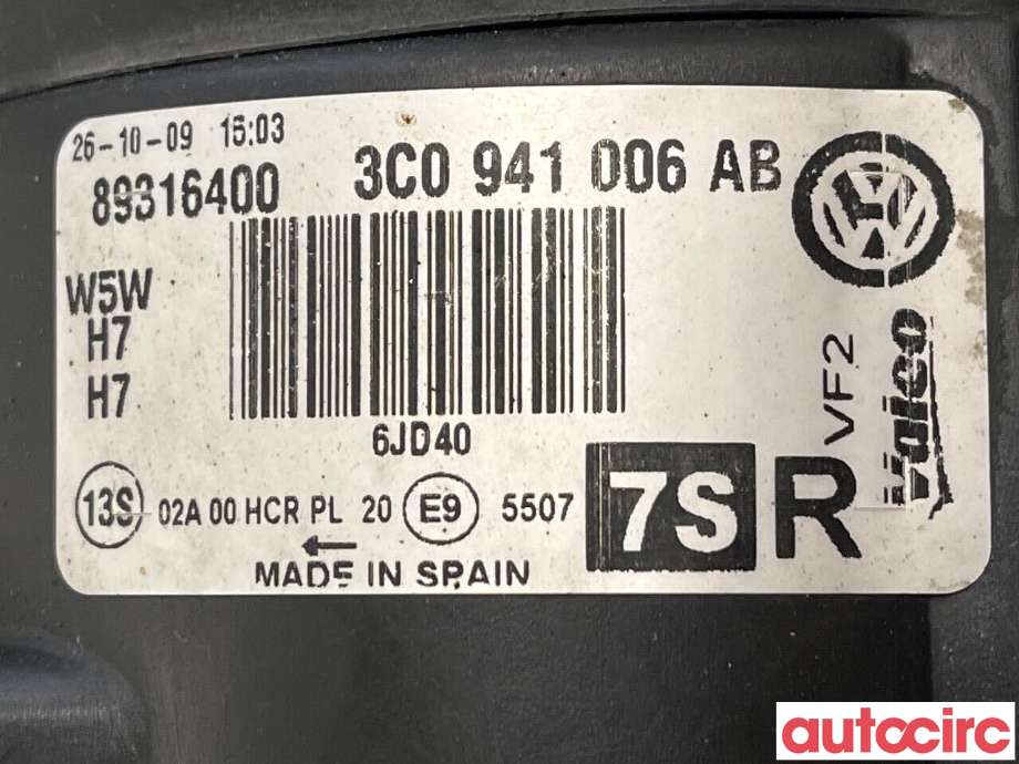 Frontlykt høyre halogen til VW Passat 2005-2010 (B6) (B6) (VOLKSWAGEN|3C0941006AA|30C941006AB)
