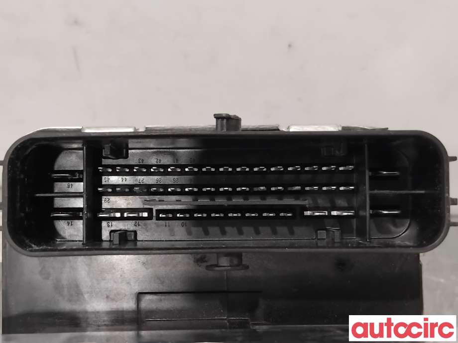 ABS sentral til Mercedes C-Klasse 2014-2018 (Fase 1) (W205) (W205) (MERCEDES|A2534313300|100915-15653|A2534313800)