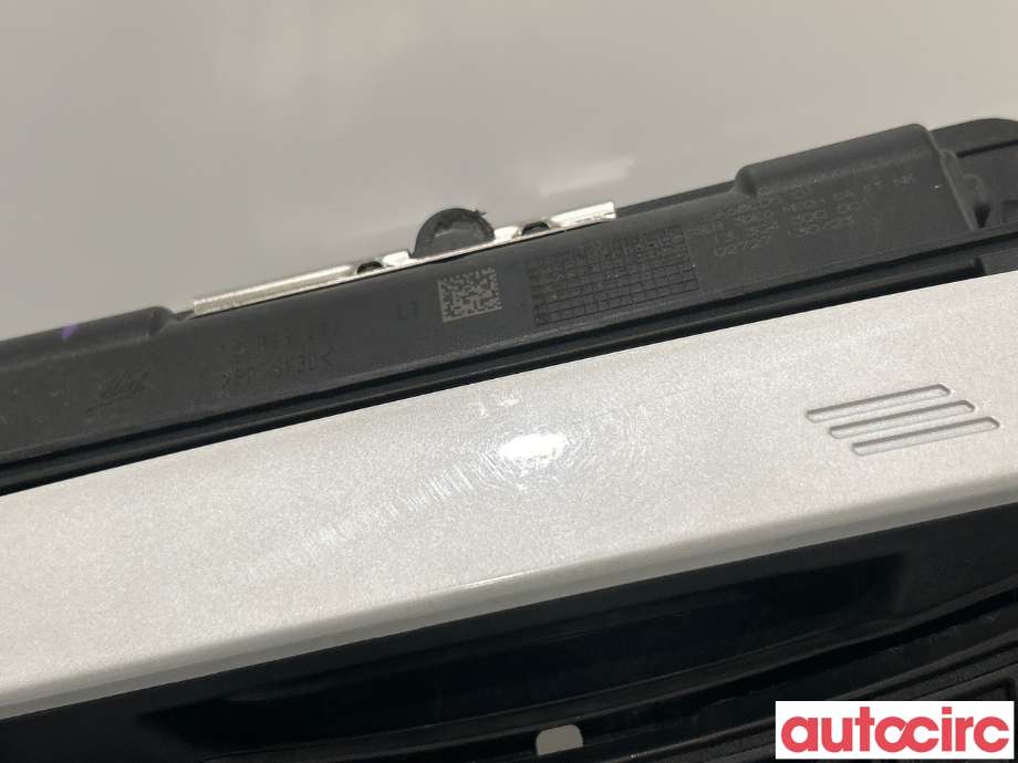 Dørhåndtak utv venstre foran til BMW X1 2022-->> (U11) (U11) (BMW|51215B5DC07|51215B3C933|13093212)