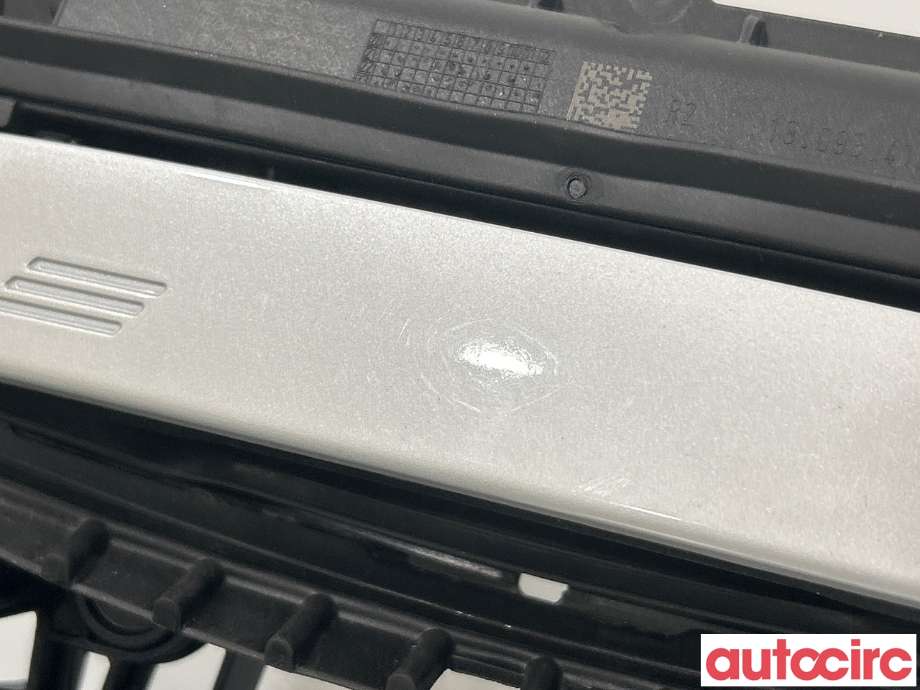 Dørhåndtak utv høyre foran til BMW X1 2022-->> (U11) (U11) (BMW|51215B5DC08|51215A260D4|5A68ED4)