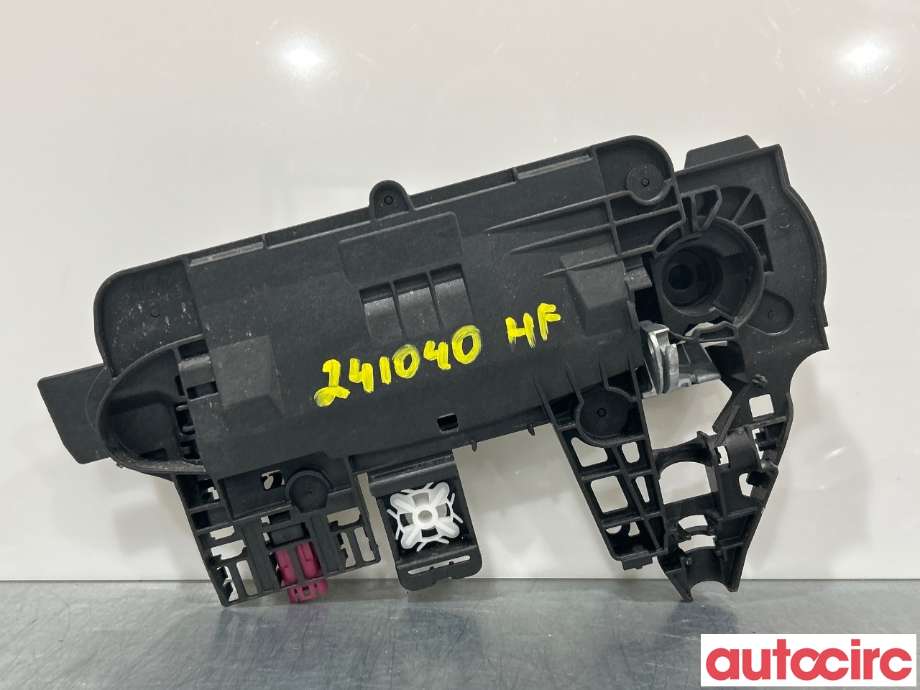 Dørhåndtak utv høyre foran til BMW X1 2022-->> (U11) (U11) (BMW|51215B5DC08|51215A260D4|5A68ED4)