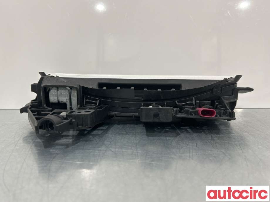 Dørhåndtak utv høyre foran til BMW X1 2022-->> (U11) (U11) (BMW|51215B5DC08|51215A260D4|5A68ED4)