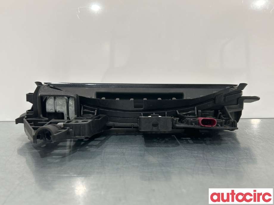Dørhåndtak utv høyre foran til BMW X1 2022-->> (U11) (U11) (BMW|51215B5DC08|51215A260D4|5A68ED4)